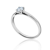 "Luna" – Simple elegance with a gentle charisma